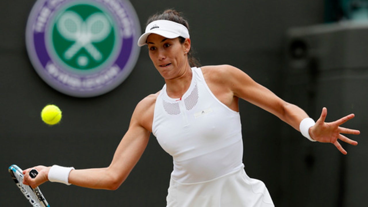 Past, not crowd, favors Williams against Konta at Wimbledon